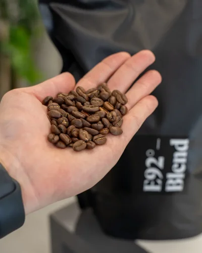 Sada Barona Café - E92° Blend 500g a JURA filtr Claris Smart +