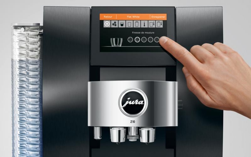Kávovar Jura Z10 Aluminium Black (EA) - dotykový displej